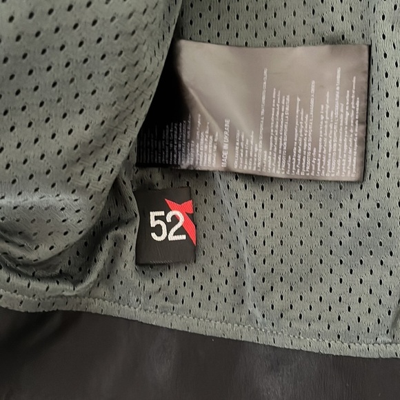 Mens Dainese Motorcycle Jacket Size 52 - Picture 8 of 13